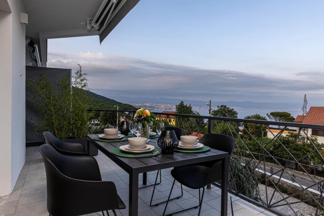 Villa Adriatic, Apartment Chiara With Sea View And Heated Swimming Pool, Free Private Parking, Ičići Exterior foto